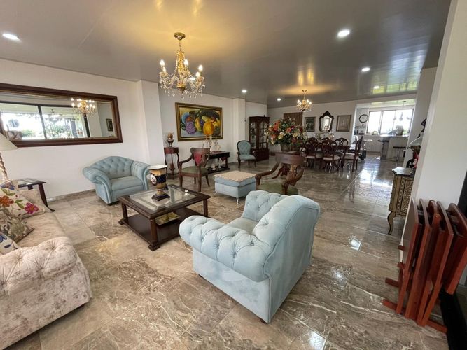 Casa de 5 alcobas en venta en San Vicente, Jamundí, 600 m² · foto 3 de 24