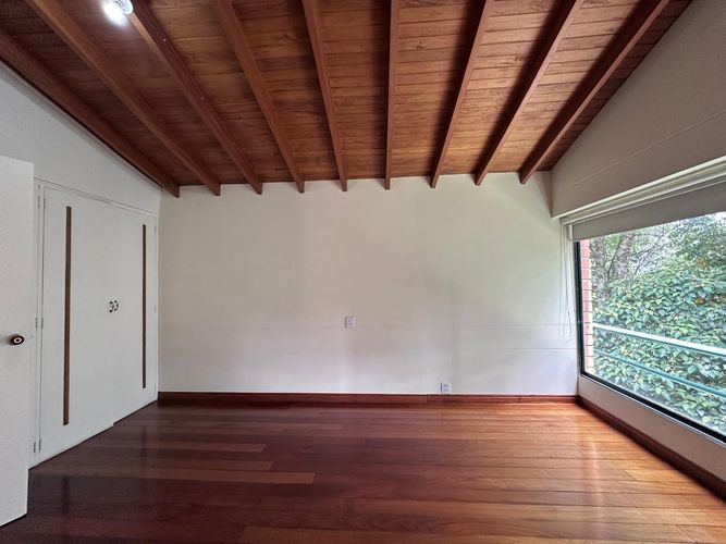 Casa de 4 alcobas en arriendo en El Poblado, Medellín, 250 m² · foto 12 de 20