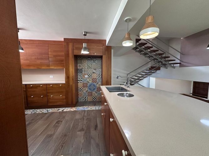 Casa de 4 alcobas en arriendo en El Poblado, Medellín, 250 m² · foto 8 de 20