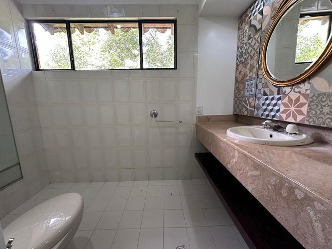 Casa de 4 alcobas en arriendo en El Poblado, Medellín, 250 m² · foto 19 de 20