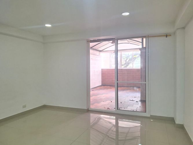 Apartaestudio en venta en Los Angeles, Medellín, 50 m² · foto 2 de 10