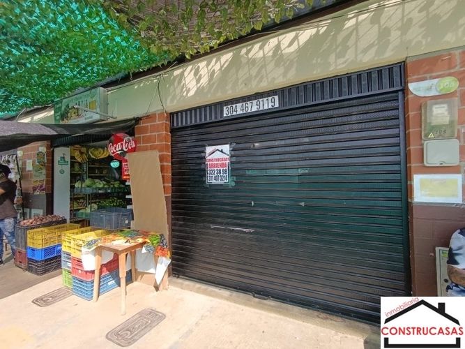 Local en arriendo en Urbanizacion Villa Verde, Medellín, 25 m² · foto 2 de 8