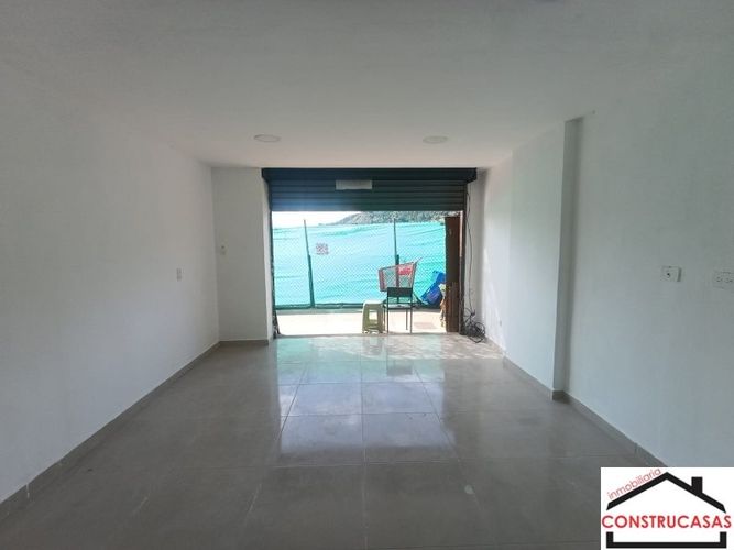 Local en arriendo en Urbanizacion Villa Verde, Medellín, 25 m² · foto 4 de 8