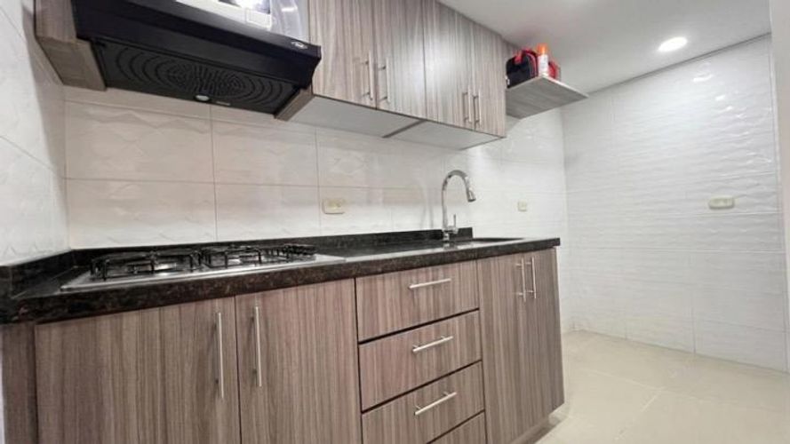 Apartamento de 2 alcobas en venta en Guabinas, Yumbo, 60 m² · foto 5 de 13