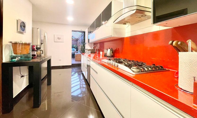 Apartamento de 3 alcobas en arriendo en Chico Norte, Bogotá, 300 m² · foto 12 de 17
