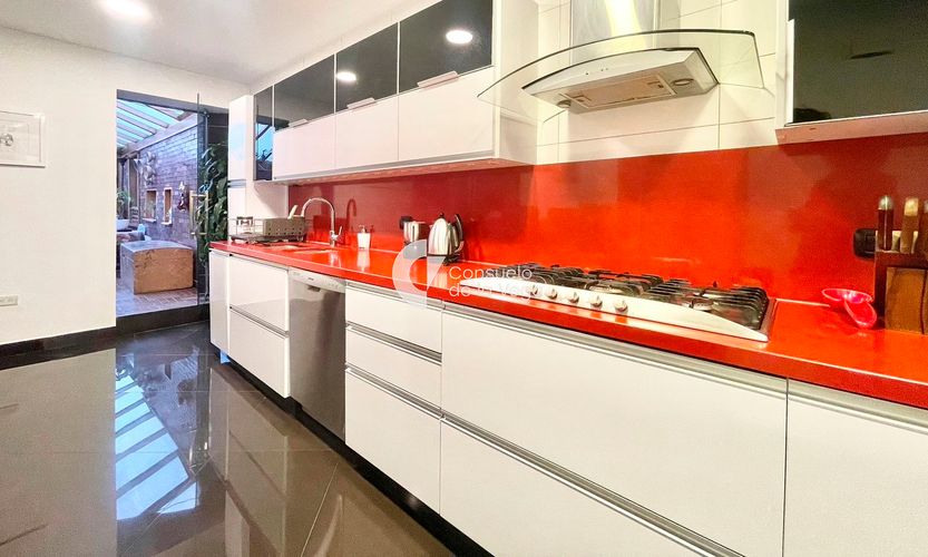 Apartamento de 3 alcobas en arriendo en Chico Norte, Bogotá, 300 m² · foto 14 de 17