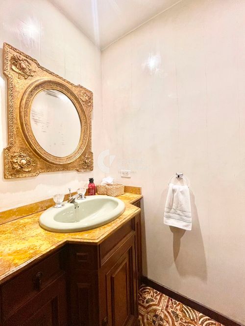 Apartamento de 3 alcobas en arriendo en Chico Norte, Bogotá, 300 m² · foto 16 de 17
