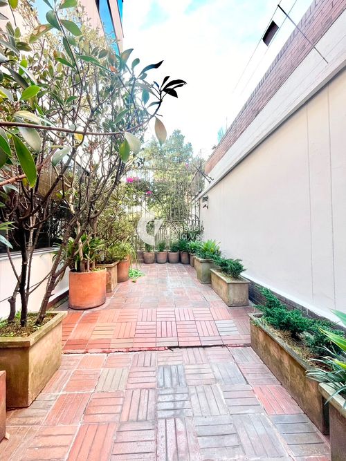 Apartamento de 3 alcobas en arriendo en Chico Norte, Bogotá, 300 m² · foto 17 de 17