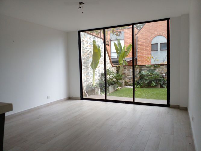 Casa de 4 alcobas en venta en El Poblado, Medellín, 300 m² · foto 8 de 20