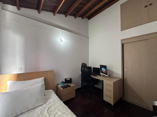 Casa de 4 alcobas en venta en El Poblado, Medellín, 210 m² · foto 10 de 19