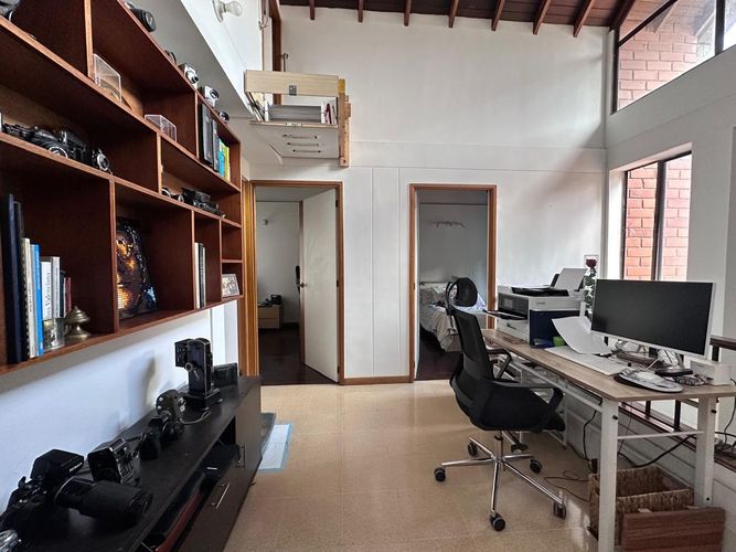 Casa de 4 alcobas en venta en El Poblado, Medellín, 210 m² · foto 7 de 19