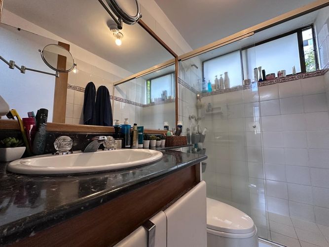 Casa de 4 alcobas en venta en El Poblado, Medellín, 210 m² · foto 18 de 19