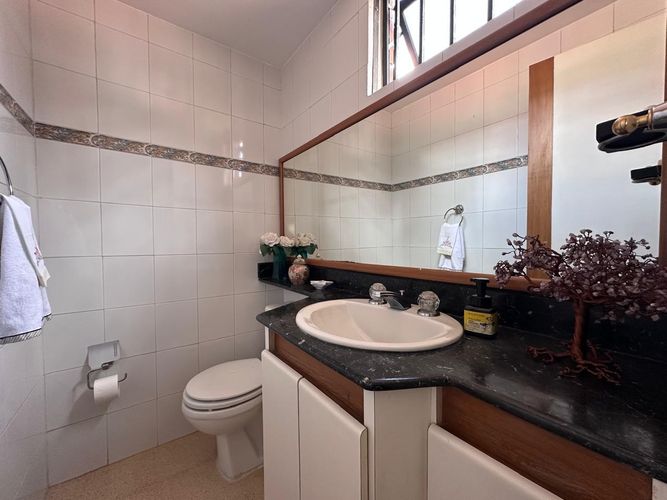 Casa de 4 alcobas en venta en El Poblado, Medellín, 210 m² · foto 17 de 19