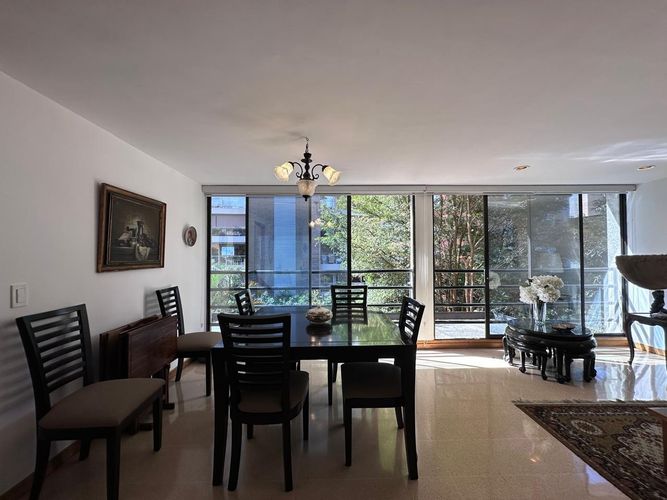 Casa de 4 alcobas en venta en El Poblado, Medellín, 210 m² · foto 3 de 19