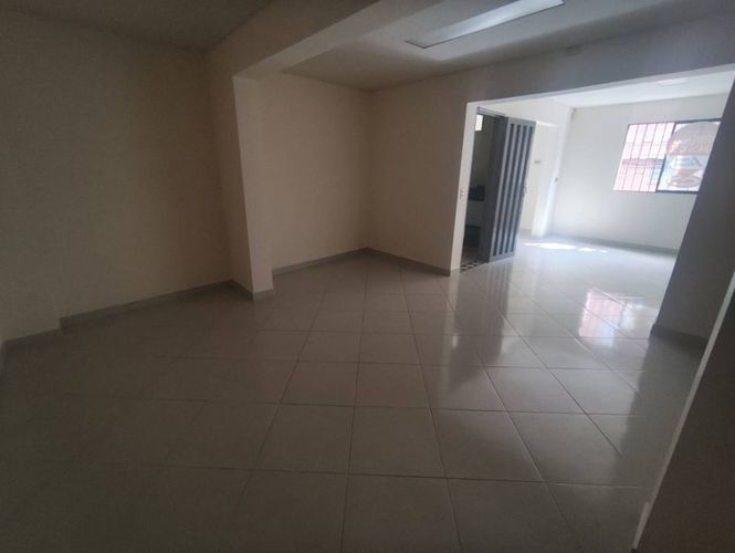 Oficina en arriendo en La Aguacatala, Medellín, 73 m² · foto 11 de 14