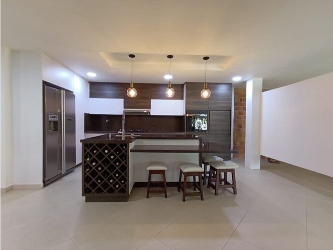 Casa de 3 alcobas en venta en La Doctora, Sabaneta, 188 m² · foto 2 de 15