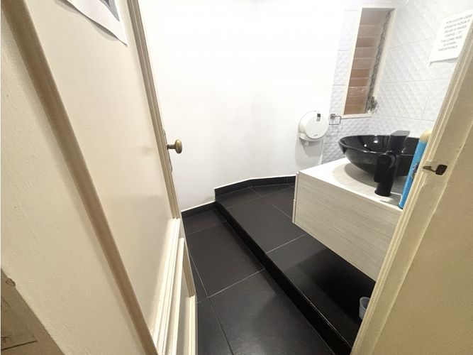 Oficina en arriendo en Astorga, Medellín, 25 m² · foto 6 de 6