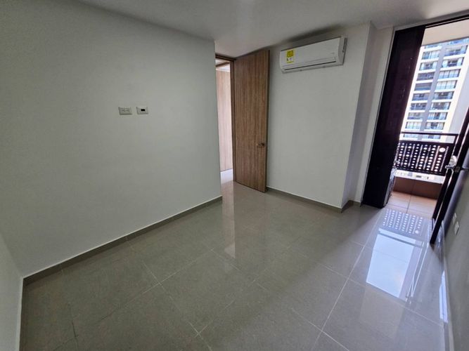 Apartamento de 3 alcobas en venta en Cañaveral, Floridablanca, 84 m² · foto 5 de 12