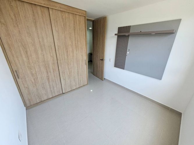 Apartamento de 3 alcobas en venta en Cañaveral, Floridablanca, 84 m² · foto 6 de 12