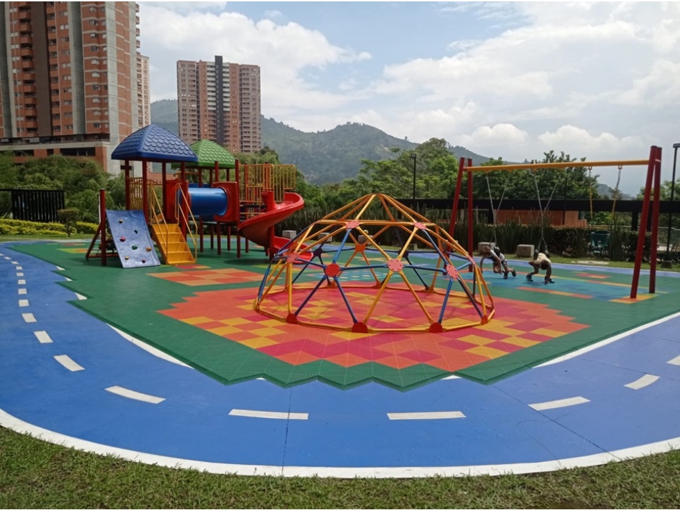 Apartamento en venta en Suramérica, Itagüí · foto 18 de 20