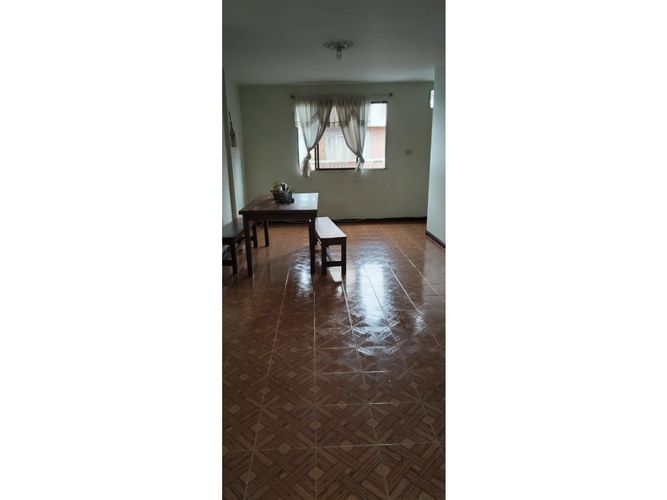 Casa de 5 alcobas en venta en La Milagrosa, Medellín, 126 m² · foto 12 de 16
