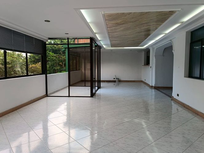 Apartamento de 3 alcobas en arriendo en El Poblado, Medellín, 160 m² · foto 7 de 19