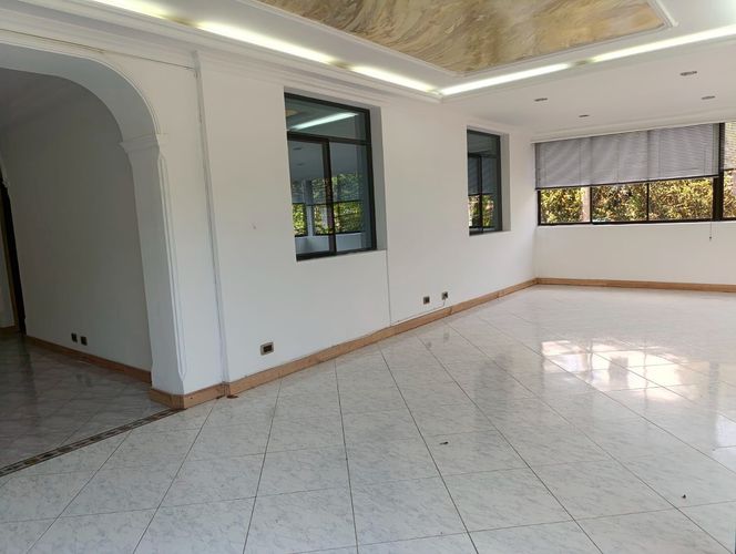 Apartamento de 3 alcobas en arriendo en El Poblado, Medellín, 160 m² · foto 6 de 19