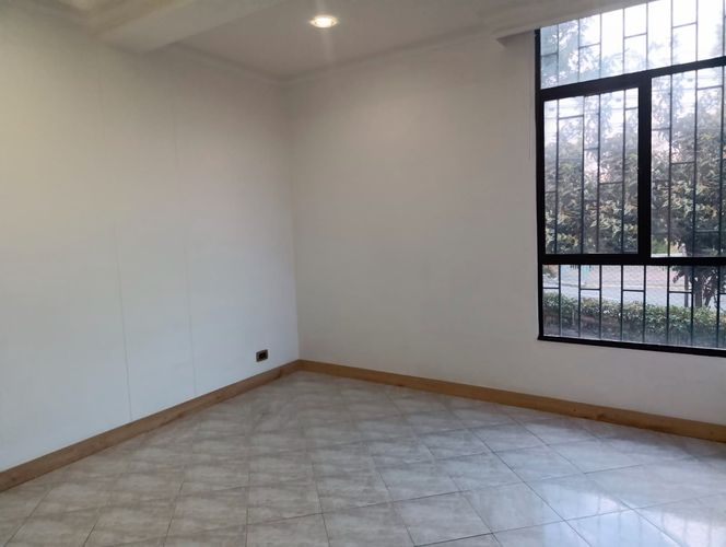 Apartamento de 3 alcobas en arriendo en El Poblado, Medellín, 160 m² · foto 12 de 19