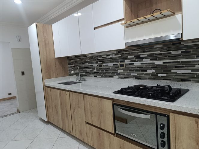 Apartamento de 3 alcobas en arriendo en El Poblado, Medellín, 160 m² · foto 8 de 19