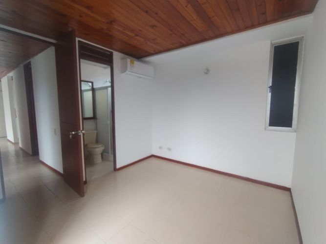 Apartamento de 3 alcobas en venta en Santa Anita, Cali, 70 m² · foto 15 de 21