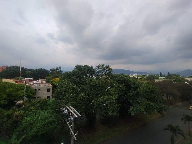 Apartamento de 3 alcobas en venta en Santa Anita, Cali, 70 m² · foto 3 de 21