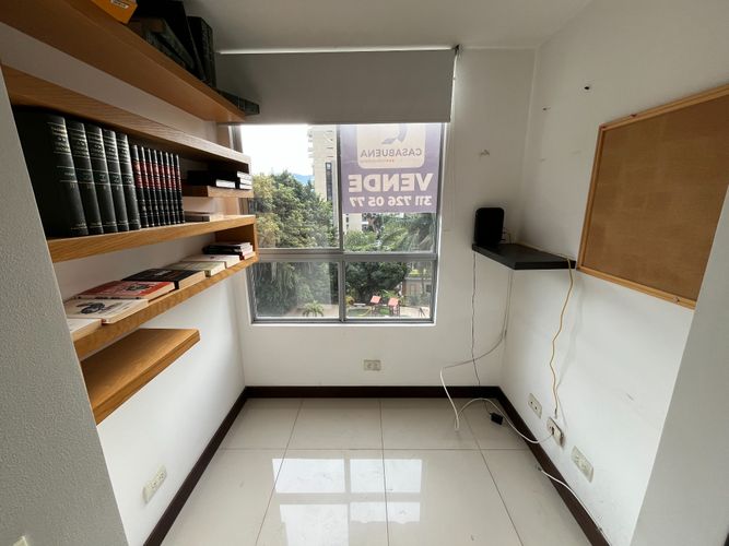 Apartamento de 2 alcobas en venta en Lalinde, Medellín, 93 m² · foto 15 de 16
