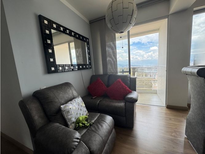 Apartamento de 3 alcobas en venta en Aves Maria, Sabaneta, 67 m² · foto 3 de 13