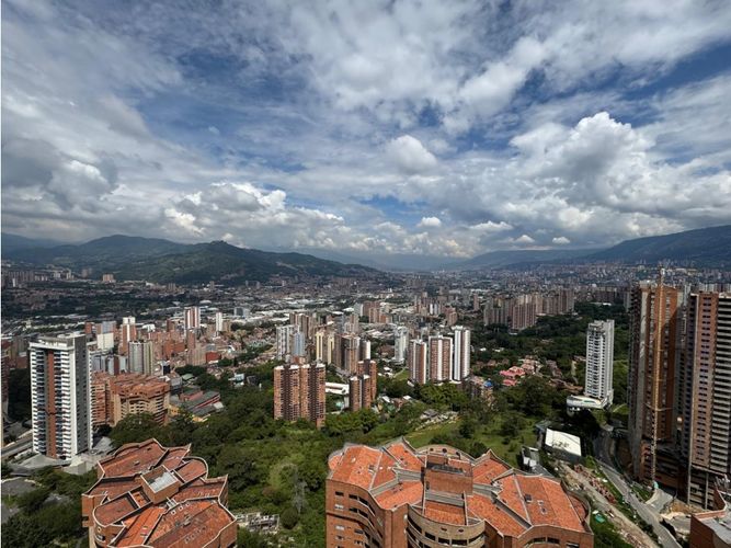 Apartamento de 3 alcobas en venta en Aves Maria, Sabaneta, 67 m² · foto 4 de 13