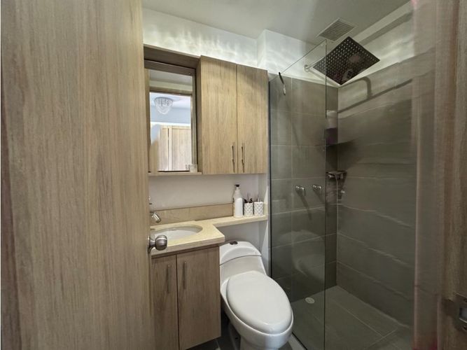 Apartamento de 3 alcobas en venta en Aves Maria, Sabaneta, 67 m² · foto 12 de 13
