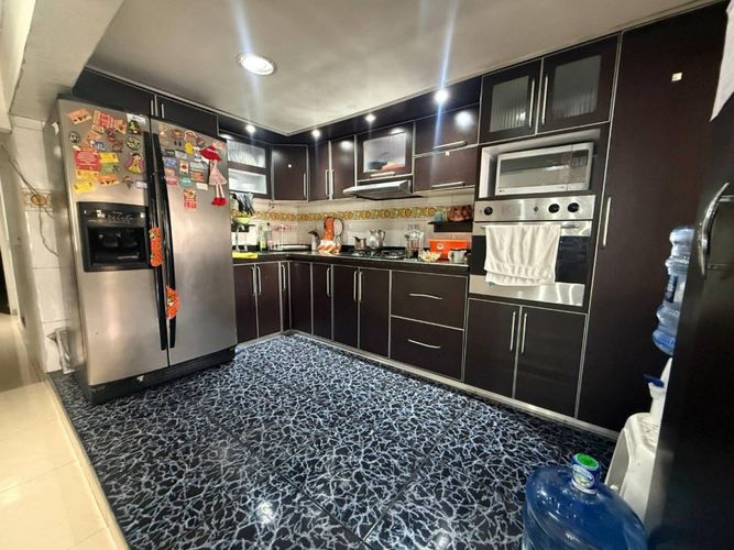 Casa de 5 alcobas en venta en Los Sauces, Bogotá, 414 m² · foto 12 de 24
