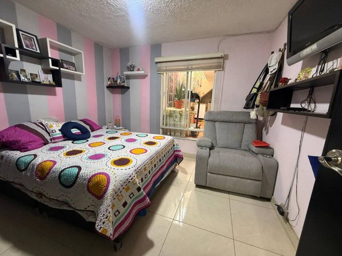 Casa de 5 alcobas en venta en Los Sauces, Bogotá, 414 m² · foto 19 de 24