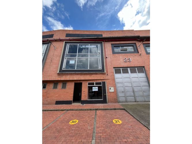 Bodega en arriendo en Paramo De Guerrero, Zipaquirá, 740 m² · foto 2 de 21