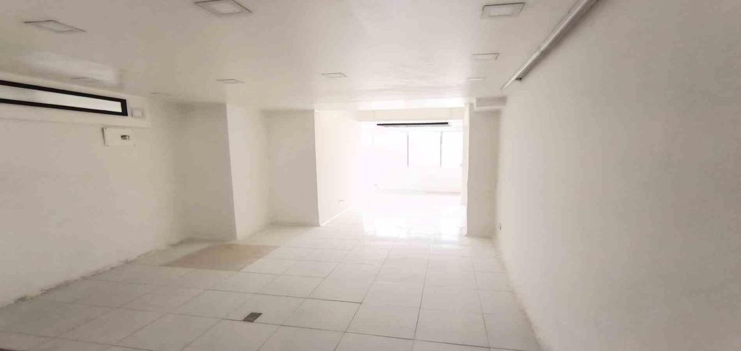 Local en arriendo en Avenida Santander, Manizales, 40 m² · foto 13 de 19