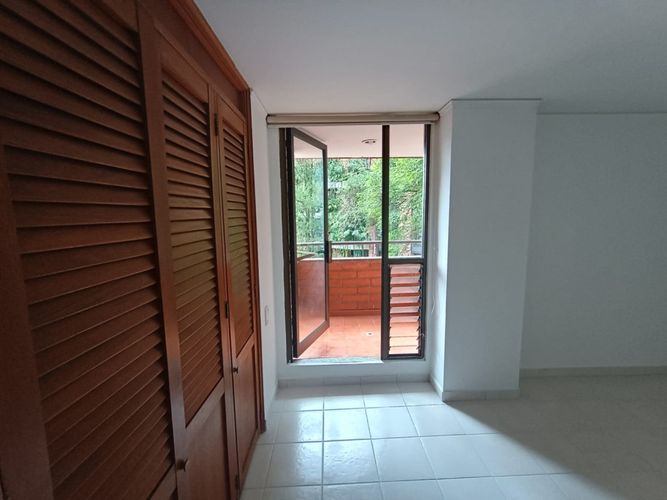 Apartamento de 3 alcobas en arriendo en La Florida, Medellín, 147 m² · foto 7 de 24