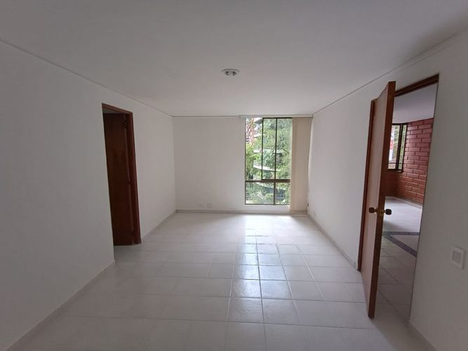 Apartamento de 3 alcobas en arriendo en La Florida, Medellín, 147 m² · foto 14 de 24