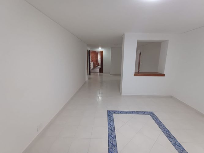 Apartamento de 3 alcobas en arriendo en La Florida, Medellín, 147 m² · foto 22 de 24