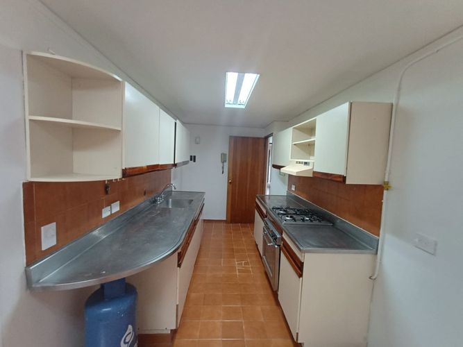 Apartamento de 3 alcobas en arriendo en La Florida, Medellín, 147 m² · foto 23 de 24