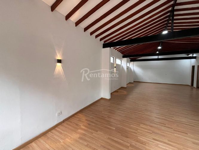 Local en arriendo en Patio Bonito, Medellín, 90 m² · foto 9 de 23