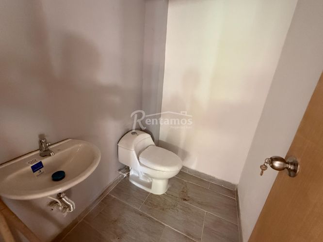 Local en arriendo en Patio Bonito, Medellín, 90 m² · foto 18 de 23