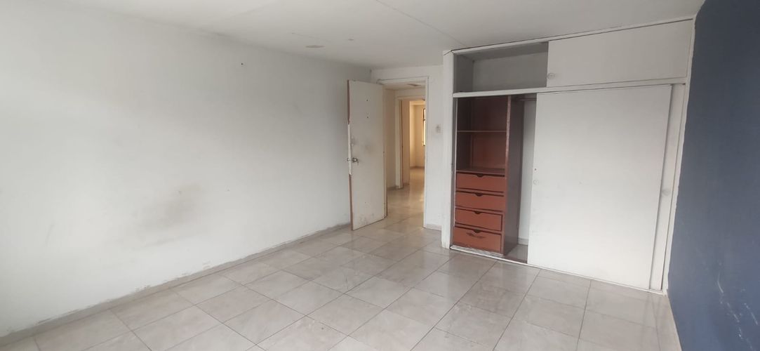 Casa en venta en Los Alcazares, Bogotá · foto 12 de 24