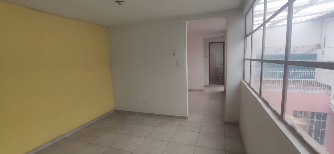 Casa en venta en Los Alcazares, Bogotá · foto 5 de 24