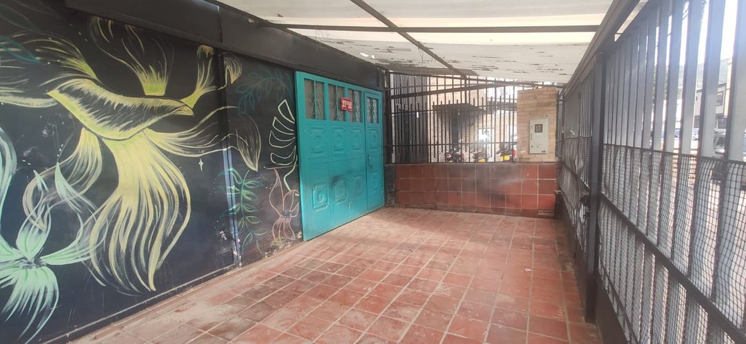 Casa en venta en Los Alcazares, Bogotá · foto 15 de 24