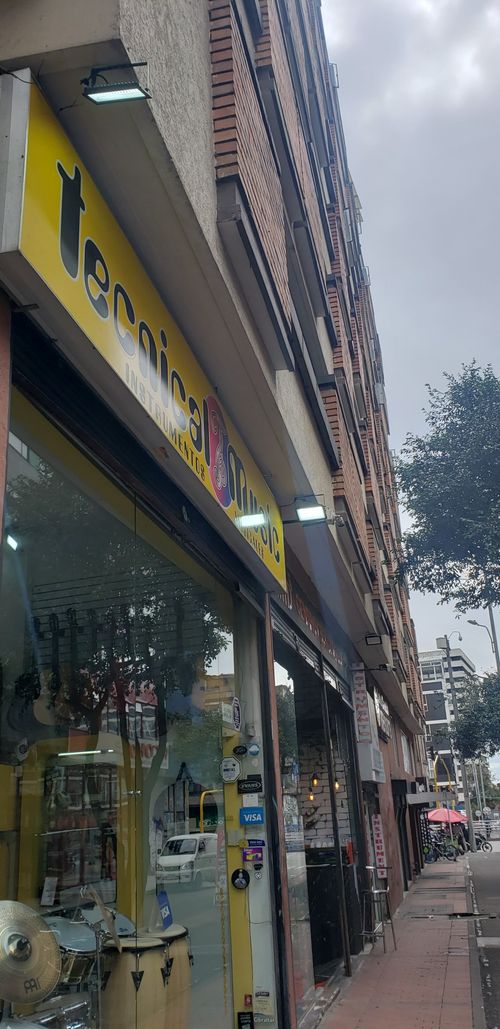 Apartaestudio en venta en Las Nieves, Bogotá, 30 m² · foto 2 de 24