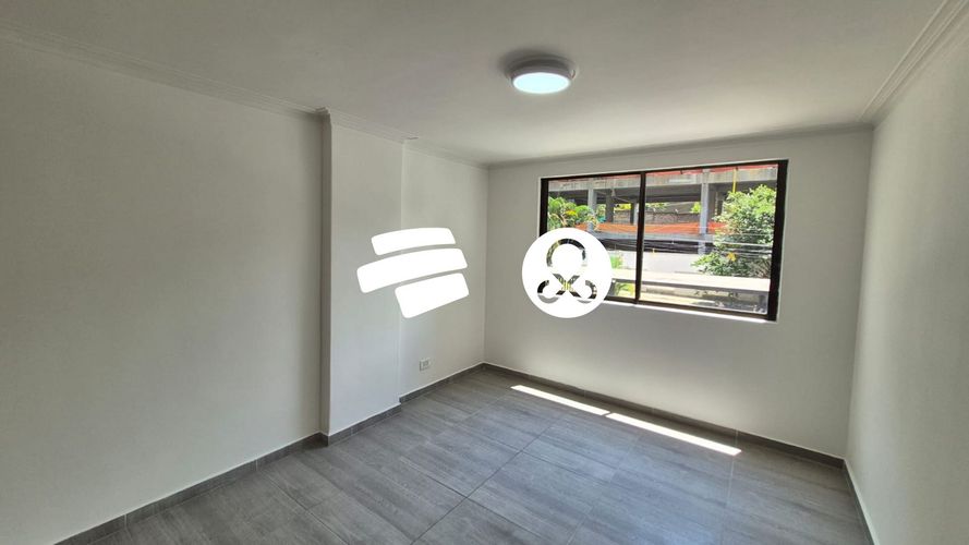 Apartamento de 3 alcobas en venta en La Florida, Medellín, 137 m² · foto 8 de 16